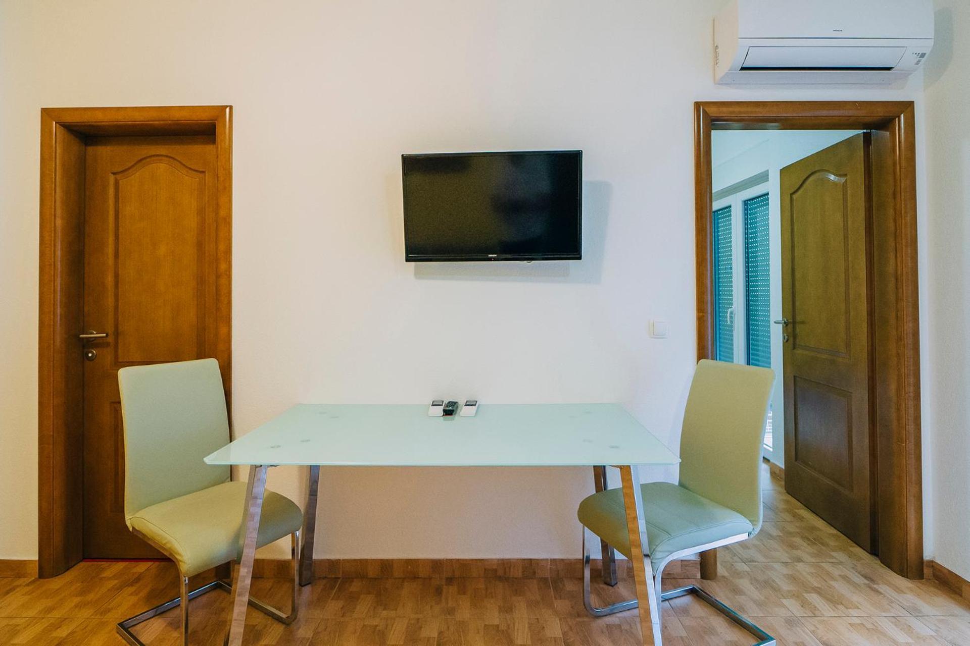 Ferienwohnung Luxur Centar With Sea View Terrace Baška Voda Exterior foto