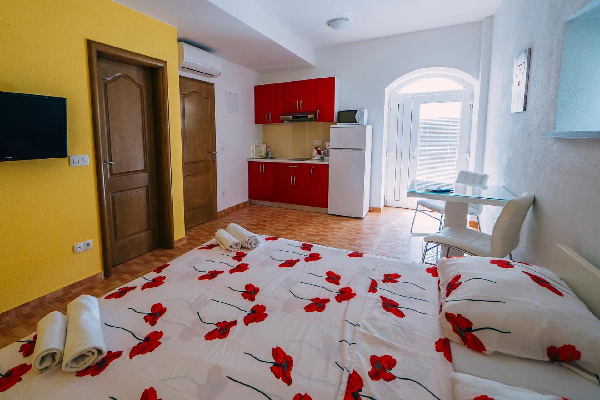 Ferienwohnung Luxur Centar With Sea View Terrace Baška Voda Exterior foto